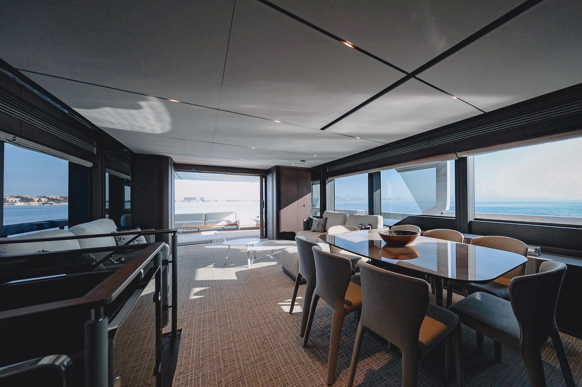 2025 FERRETTI YACHTS INFYNITO 80 